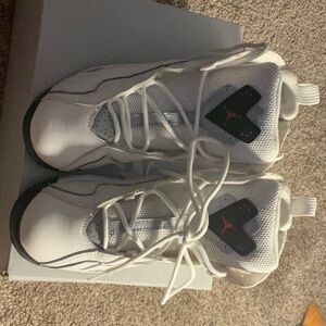 Eric Jordan’s true flight white cement, wolf gray black